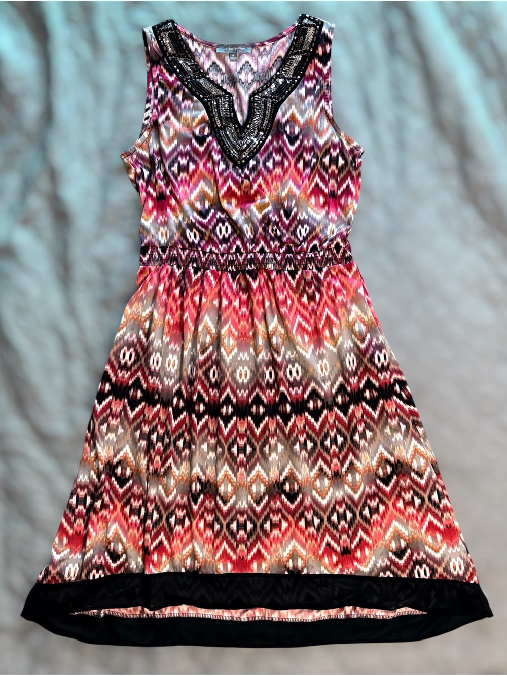 Women’s NY Collection Embellished V Neck MIDI Dress | Size Medium